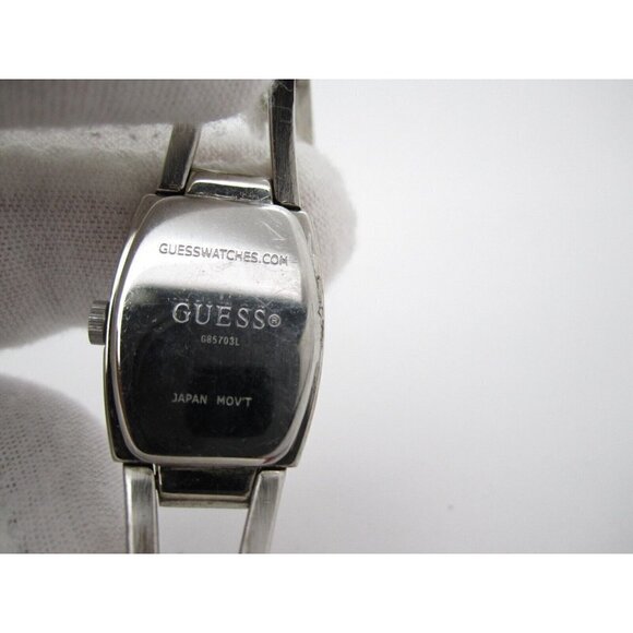 Women's Guess Quartz WR Analog 18mm Dial Causal Watch (F445) - Picture 3 of 10